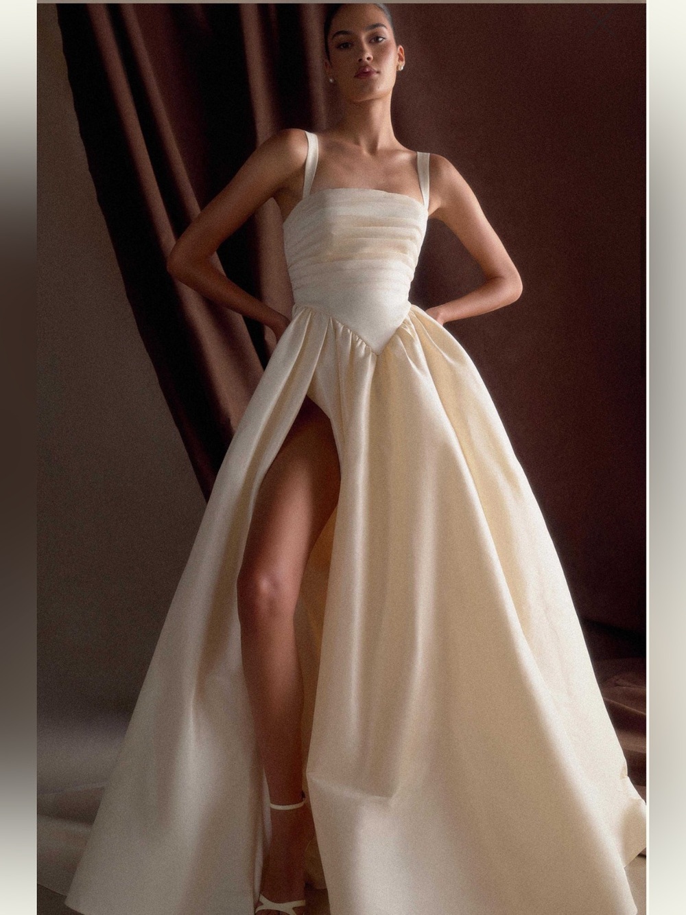 Meshki The CARLA Ruched Gown- Cream A-Line Bridal Gown High Slit-Size XS - Picture 3 of 16